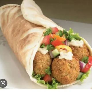 Falafel con todos vegetales 