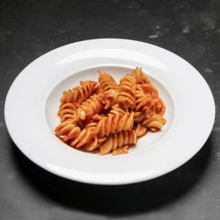 Pasta a la napolitana con orégano