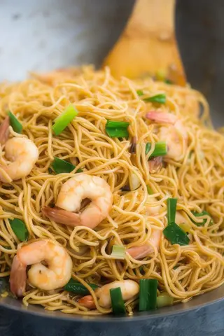 Massa de Ovo com Gambas