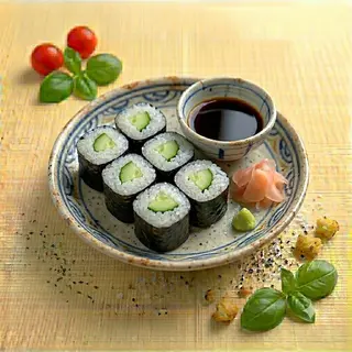 H5.Cetrioli maki - 6 pezzi