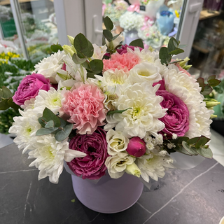 Квіти в коробці «Моніка»