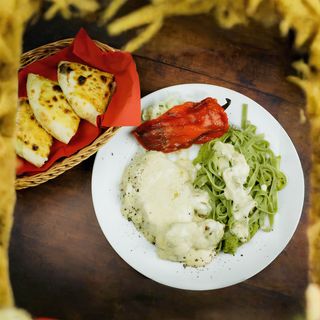 Pileći batak u sosu od dimljenog sira