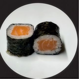 51 Maki Salmón (8 Uds.)