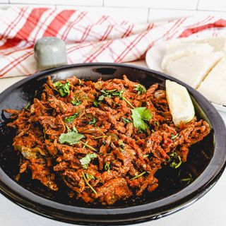 Omena wet fry / ugali