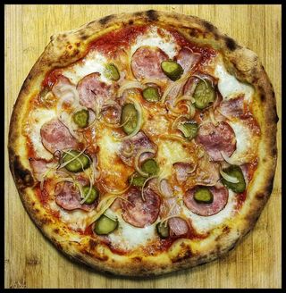 15.Pizza Wiejska (50 cm)