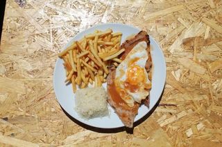 Bitoque à Portuguesa