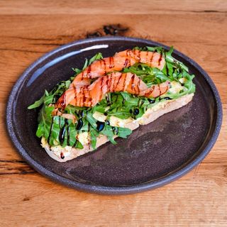 Bruschetta with salmon