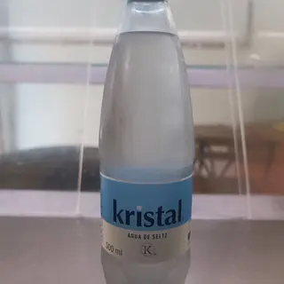 Agua con gas 