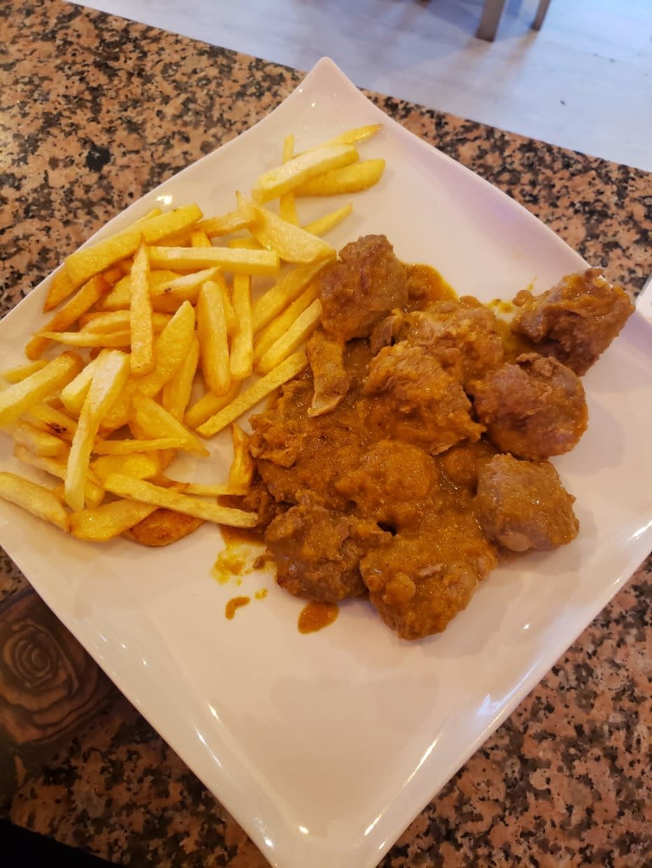 Carillada en salsa 1/2 de ración 