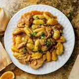 Piletina i njoke u kikiriki puteru