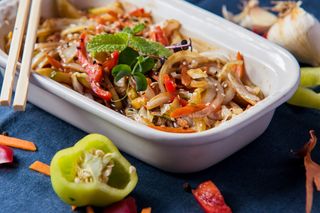 Prženo povrće u soja sosu