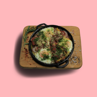 Яєчний курган з ковбасками (330г)