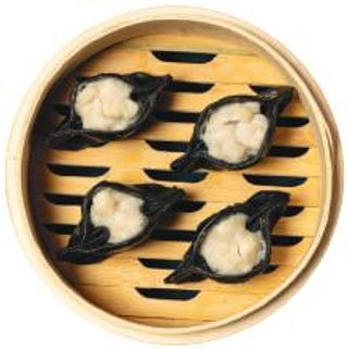 Ravioli di seppie con calamari