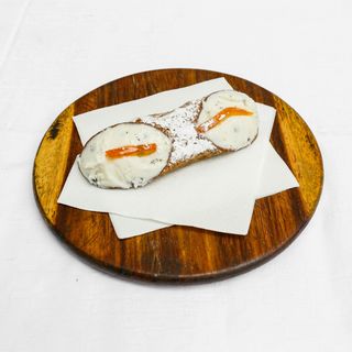 Cannolo siciliano grande