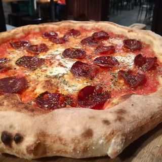 Pizza Ezequiel Hot (33 Cm.)