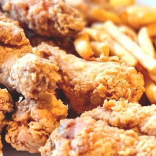 Kubeł średni 15 skrzydeł hot wings