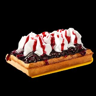 Gofr z konfiturą wiśniową