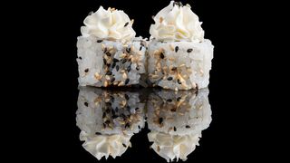 Uramaki Salmón Queso (4 Piezas)