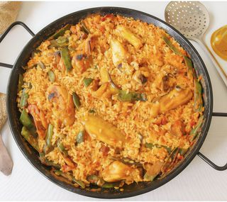 Paella de pollo