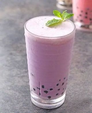 Taro milk tea con tapioca