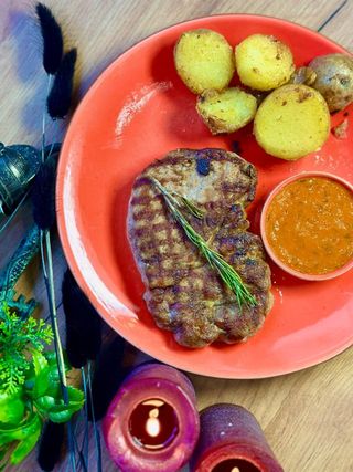 Стейк свинний