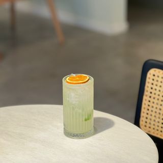 ლიმონის და პიტნის ლიმონათი