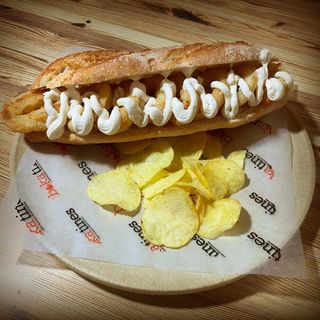 1 Bokadillo XXL + 1 Entrante + 1 Bebida