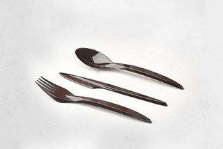 Столові прилади разові