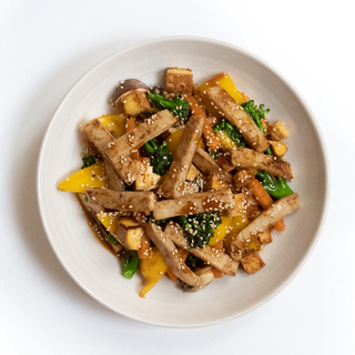 Wok de tiras Heura en deliciosa salsa teriyaki