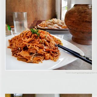 36 Nudle s morskim plodovima