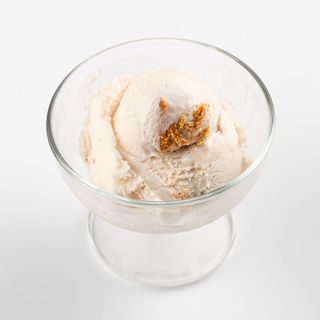 Sladoled Raspberry cheesecake