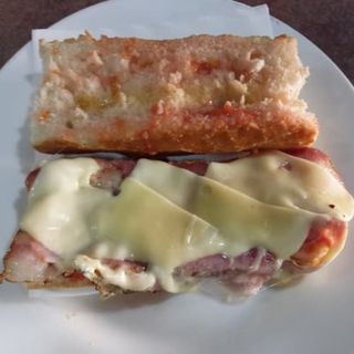Bocadillo Bacon Con Queso