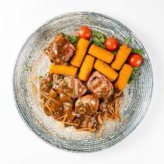 Medaljoni lungića u umakom od šumskih gljiva