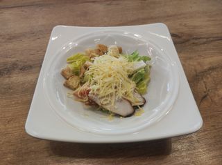 Салат "Цезарь" с курицей