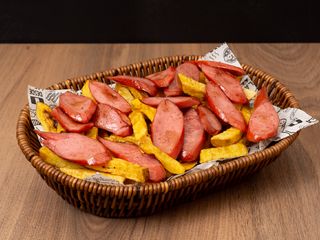 Salchipapas Clásica