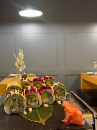 Uramaki Veggie Roll (8 Pzs.)