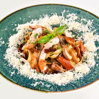 Талиатели с пиле и ароматни гъбки-420гр