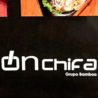 Mix de pollo karagee y palomitas de langostinos