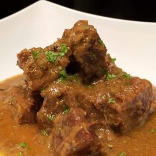 Ternera Con Salsa Curry