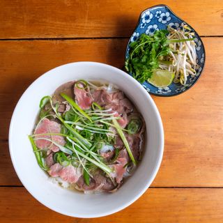 Pho tai chin to (Grande)