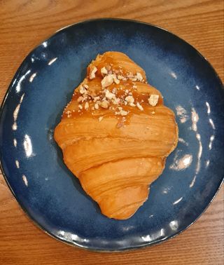 Круасан (солодка начинка)