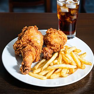 2 Chicken + 1 Chips +1  Soda