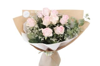 Premium rose bouquet in blush pink