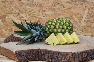 Ananas a fette