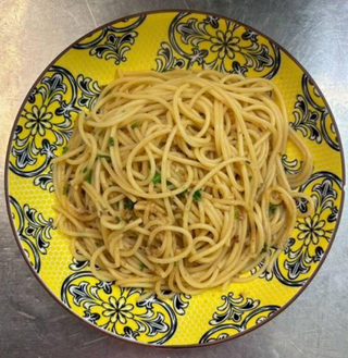 Pasta Spaghetti Aglio Con Olio E Peperoncino