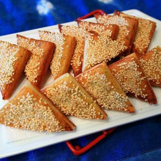 Gambas Trituradas En Tostadas Con Semillas De Sésamo