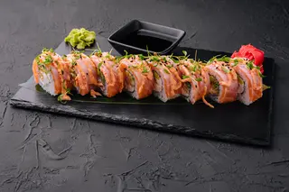 Burnt sake roll