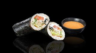 Суші шаурма з лососем