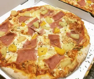 Pizza Tropical (30 Cm.)