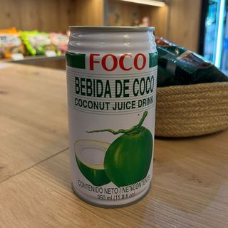 Beguda refrescant sabor a coco
